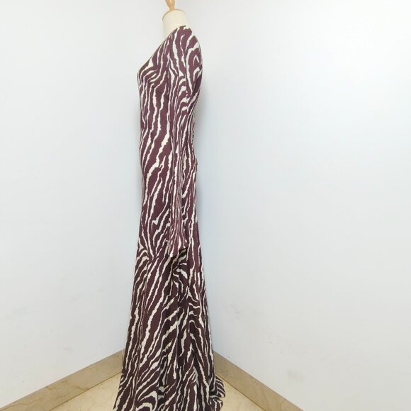 Realisation Par The Gia Bell-Sleeve Maxi Dress in Silk Jianhong Crepe - Picture 5 of 12